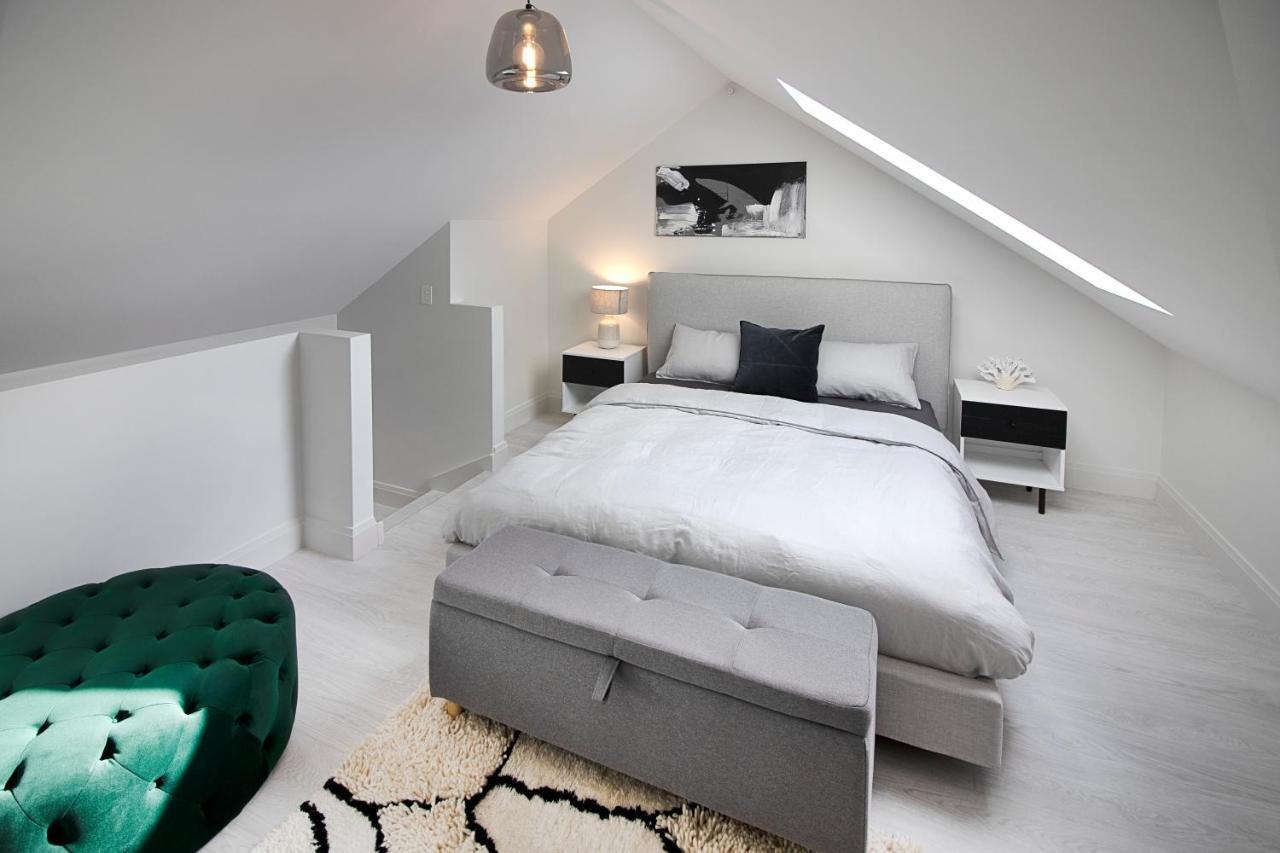 Hillbrook - A Luxurious Guesthouse Ohauiti エクステリア 写真